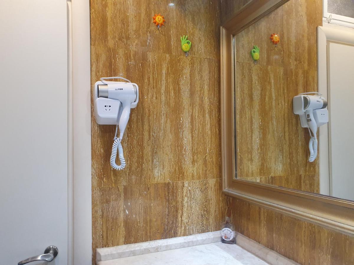 Ezore Yam Apartmens - Elmali'akh St. 4 Bat Yam Exterior foto